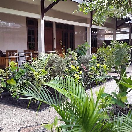 吉利特拉旺安 万安小屋2号旅馆酒店 外观 照片